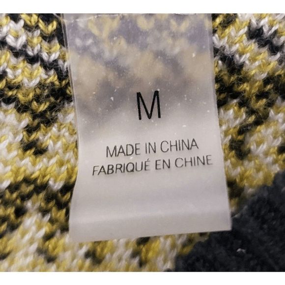 Tahari Short Sleeve White Black Yellow Crew Neck Sweater Size Medium - Picture 2 of 5